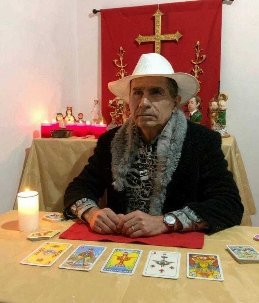 Maestro José Sánchez, guía espiritual con más de 16 años de experiencia en amarres de amor